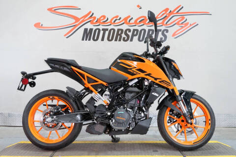 2023 KTM 200 Duke