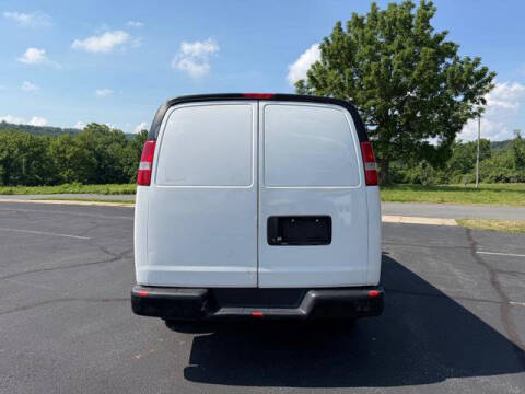 2017 Chevrolet Express 2500