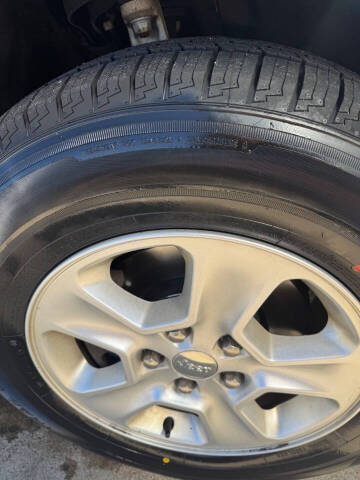 2017 Jeep Grand Cherokee Laredo E