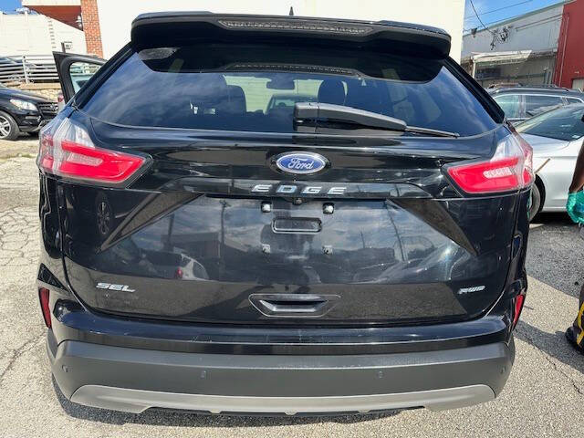 2022 Ford Edge SEL