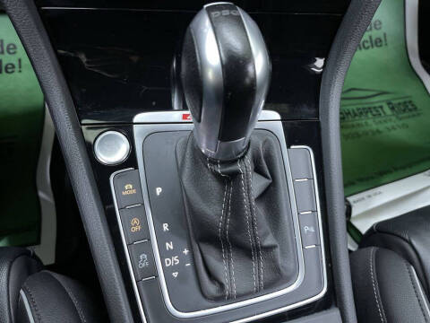 2019 Volkswagen Golf R 4Motion