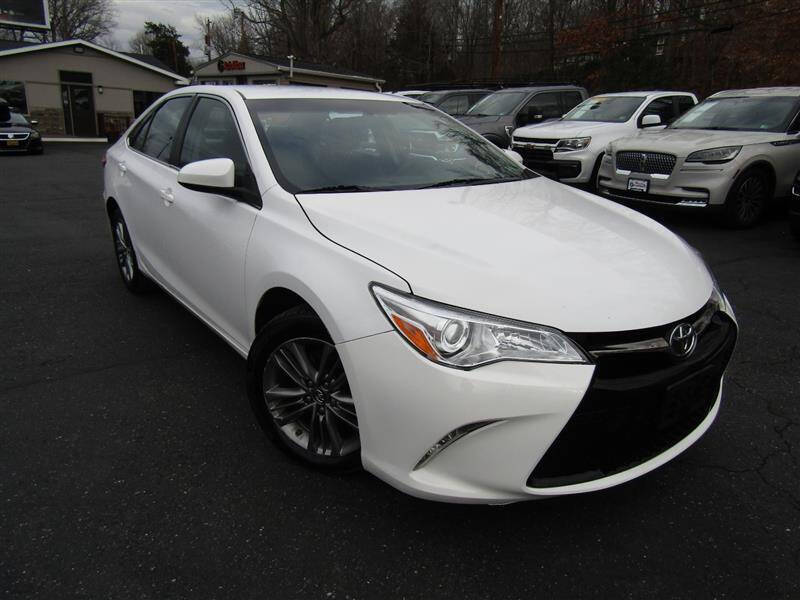 2016 Toyota Camry SE