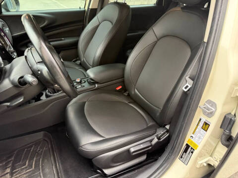 2016 MINI Clubman Cooper