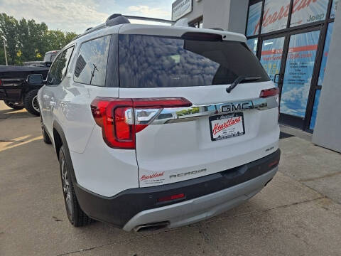 2022 GMC Acadia SLE