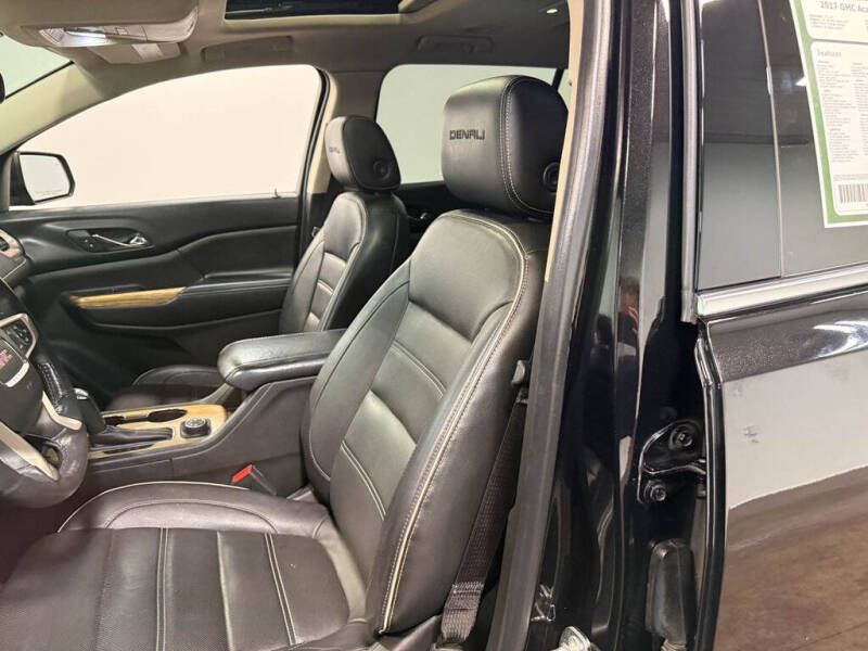 2017 GMC Acadia Denali