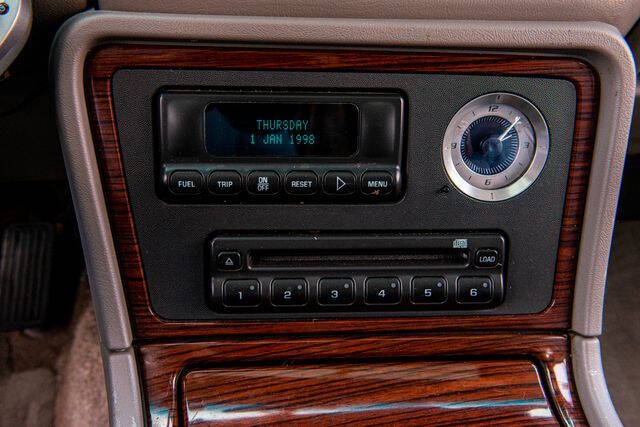 2002 Cadillac Escalade