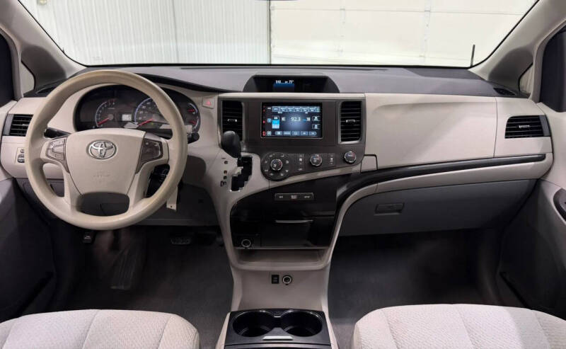 2011 Toyota Sienna