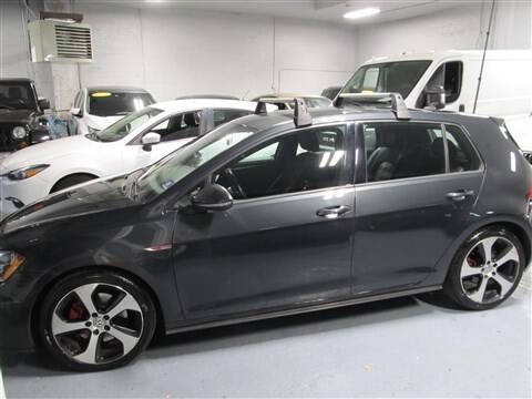 2017 Volkswagen Golf GTI S