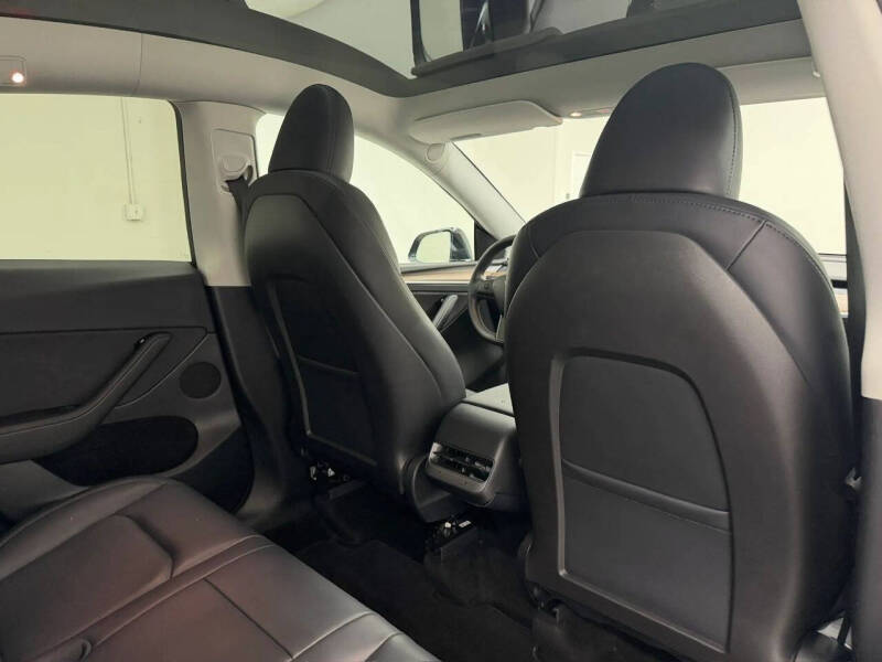 2025 Tesla Model Y Long Range