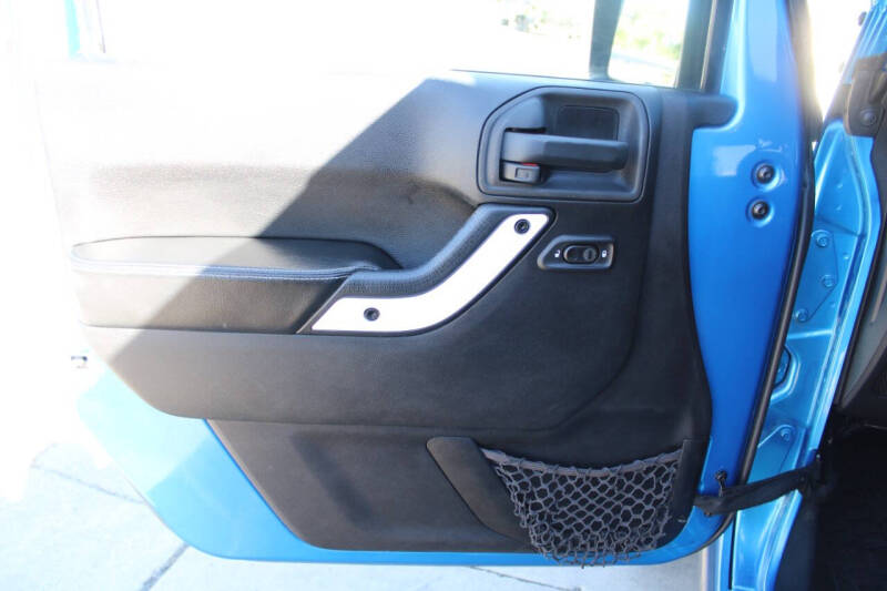 2014 Jeep Wrangler Sahara