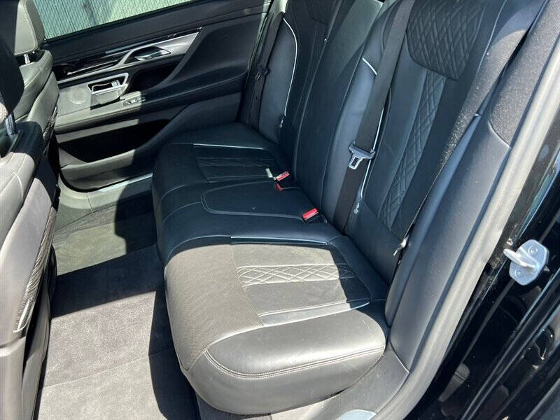 2018 BMW 7 Series 750i xDrive