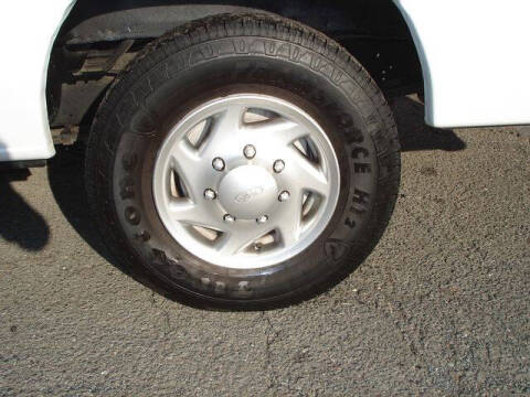 2013 Ford E-Series E-350 SD XLT