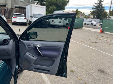 2001 Toyota RAV4