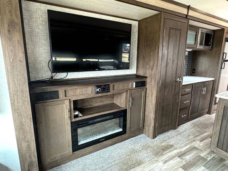 2019 Forest River Heritage Glen