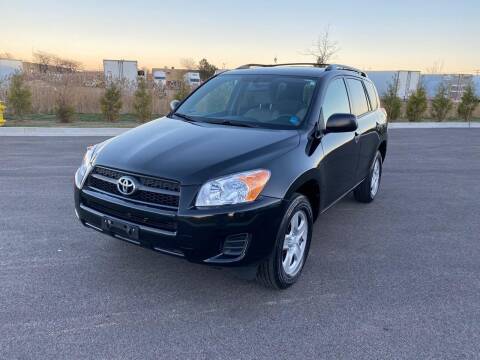 2009 Toyota RAV4 for sale at Clutch Motors in Lake Bluff IL