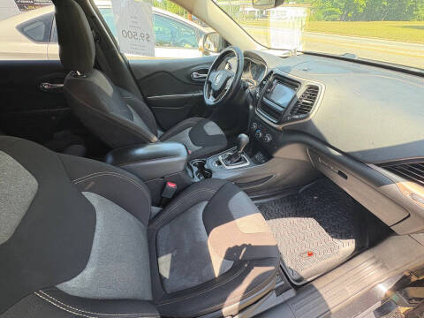 2016 Jeep Cherokee Sport Altitude