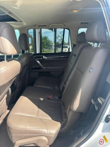 2017 Lexus GX 460