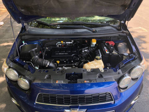 2013 Chevrolet Sonic LT Manual