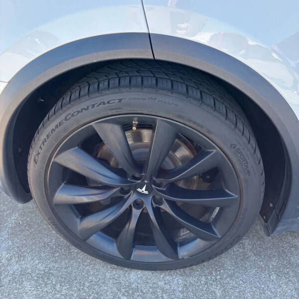 2021 Tesla Model X Long Range Plus