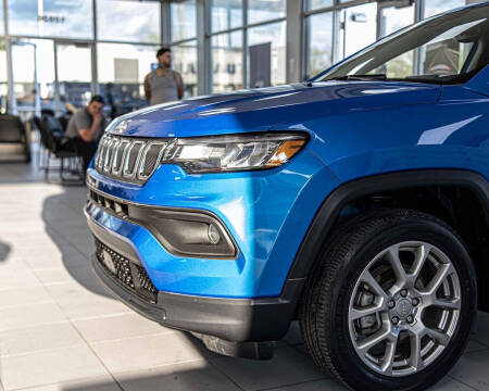 2022 Jeep Compass Latitude Lux