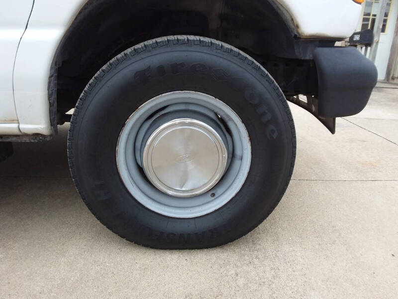 2006 Ford E-Series E-350 SD