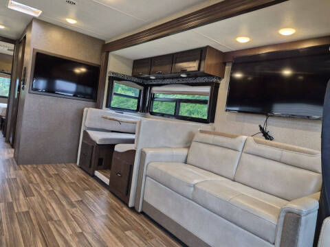 2019 Thor Motor Coach Ace 33.1