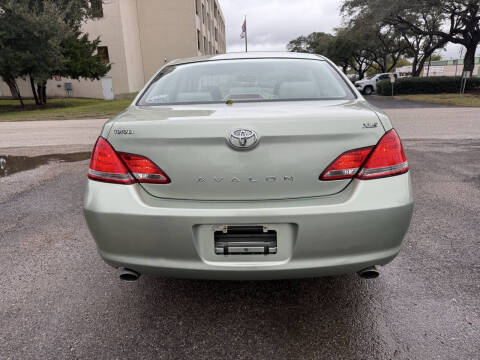 2006 Toyota Avalon Touring