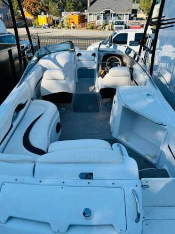2001 Four Winns FUNSHIP 254