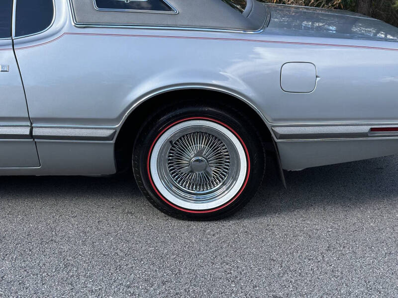 1975 Ford Thunderbird