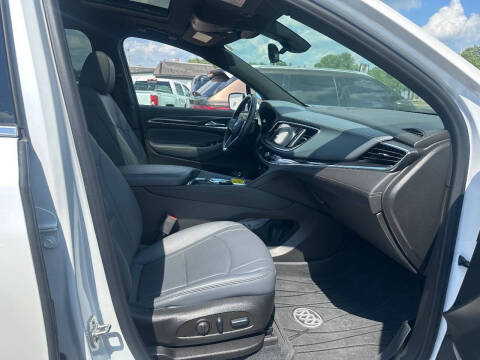 2024 Buick Enclave Essence
