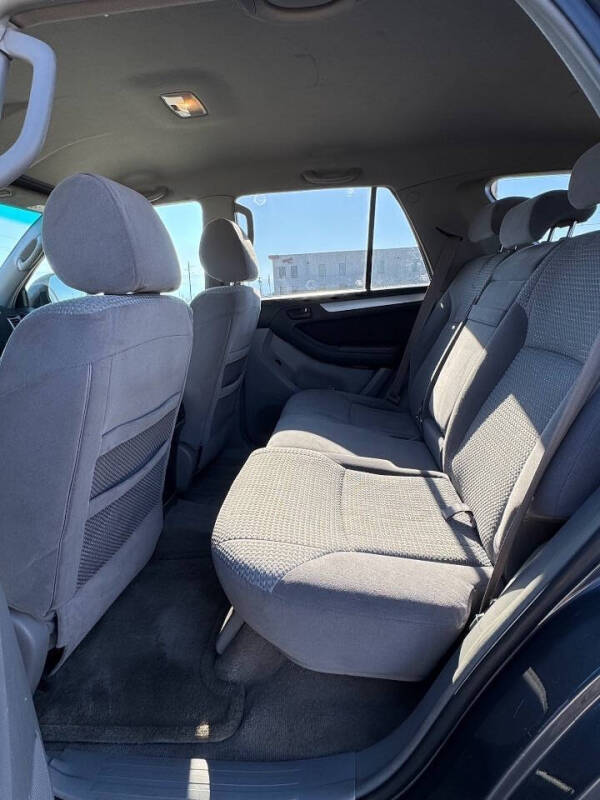 2004 Toyota 4Runner SR5