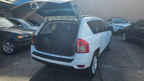 2012 Jeep Compass Sport