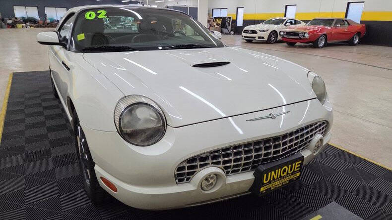 2002 Ford Thunderbird Deluxe