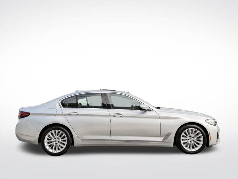 2021 BMW 5 Series 530i