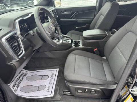 2024 GMC Canyon Elevation