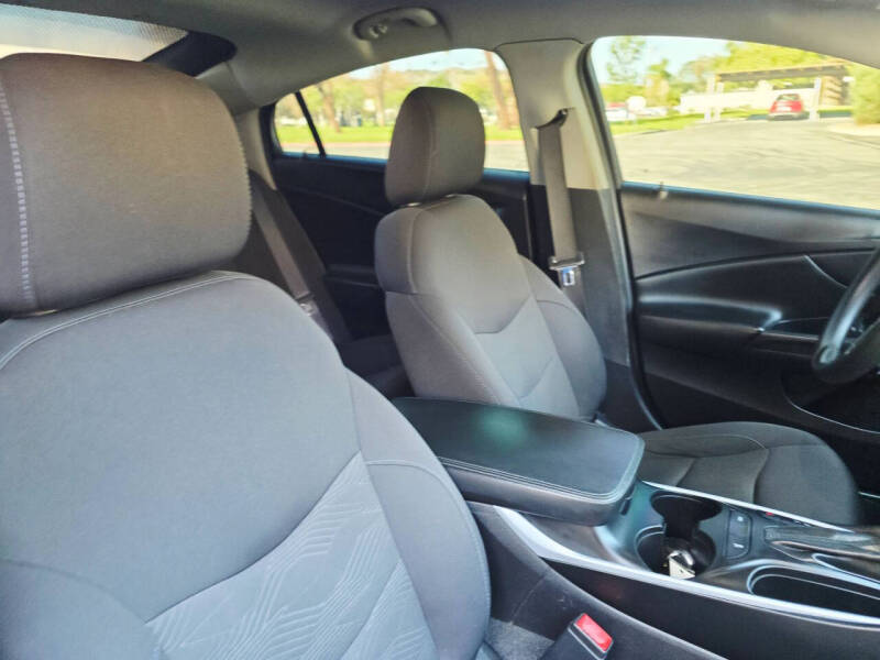 2019 Chevrolet Volt LT