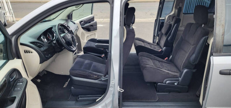 2014 Dodge Grand Caravan American Value Package