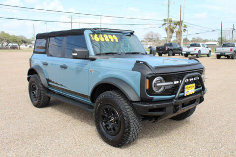 2022 Ford Bronco for sale at Commercial Motor Company in Aransas Pass TX