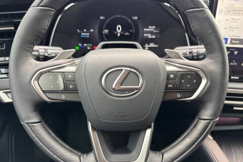 2026 Lexus RX 450h+ Luxury