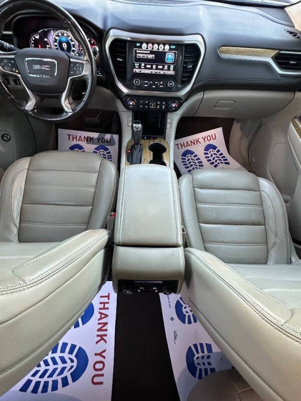 2018 GMC Acadia Denali