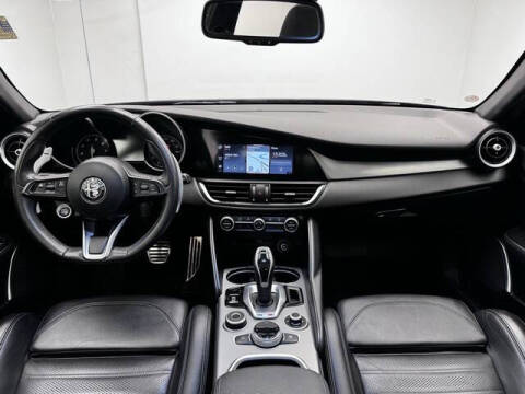 2023 Alfa Romeo Giulia Veloce