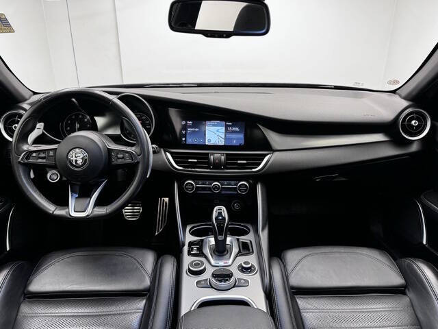 2023 Alfa Romeo Giulia Veloce