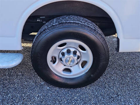 2024 Chevrolet Express 2500