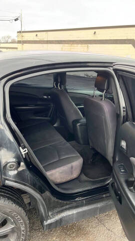 2014 Chrysler 200 LX