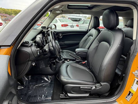 2016 MINI Hardtop 2 Door Cooper