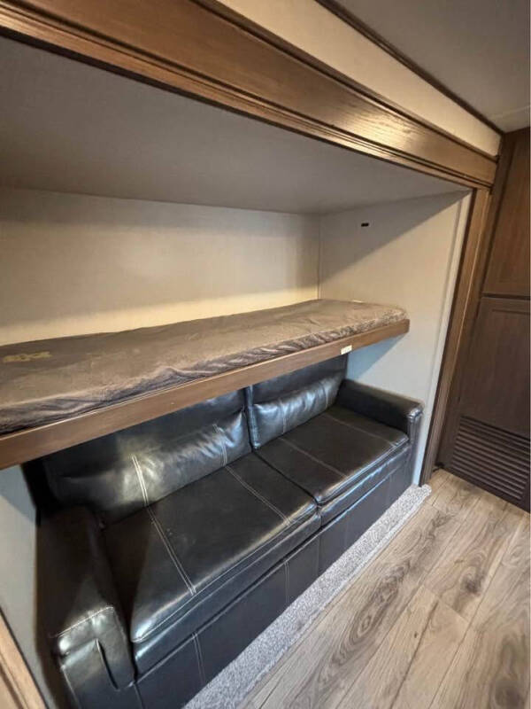 2021 Prime Time RV Lacrosse