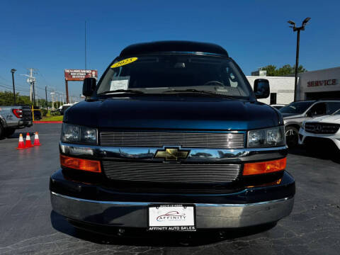 2025 Chevrolet Express 2500