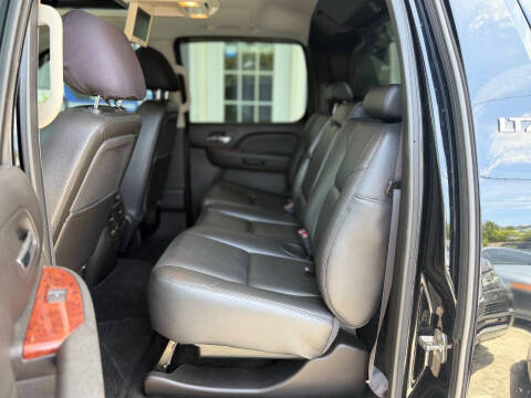 2012 Chevrolet Avalanche LTZ