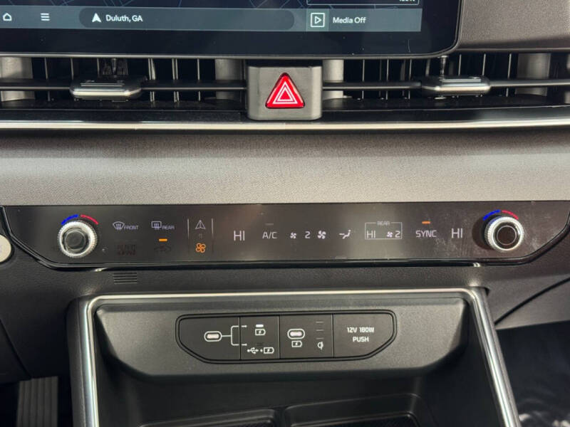 2025 Kia Carnival EX