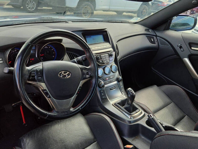 2015 Hyundai Genesis Coupe 3.8 R-Spec
